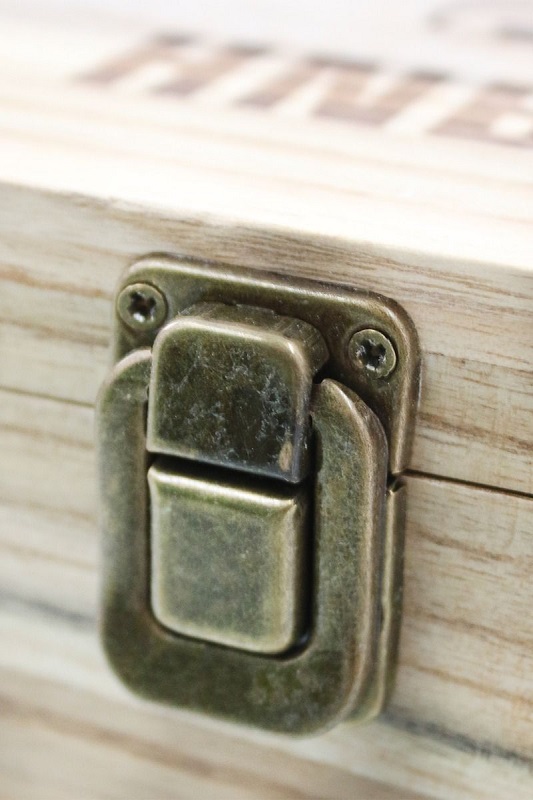 Heisenberg krabička dřevěná velká