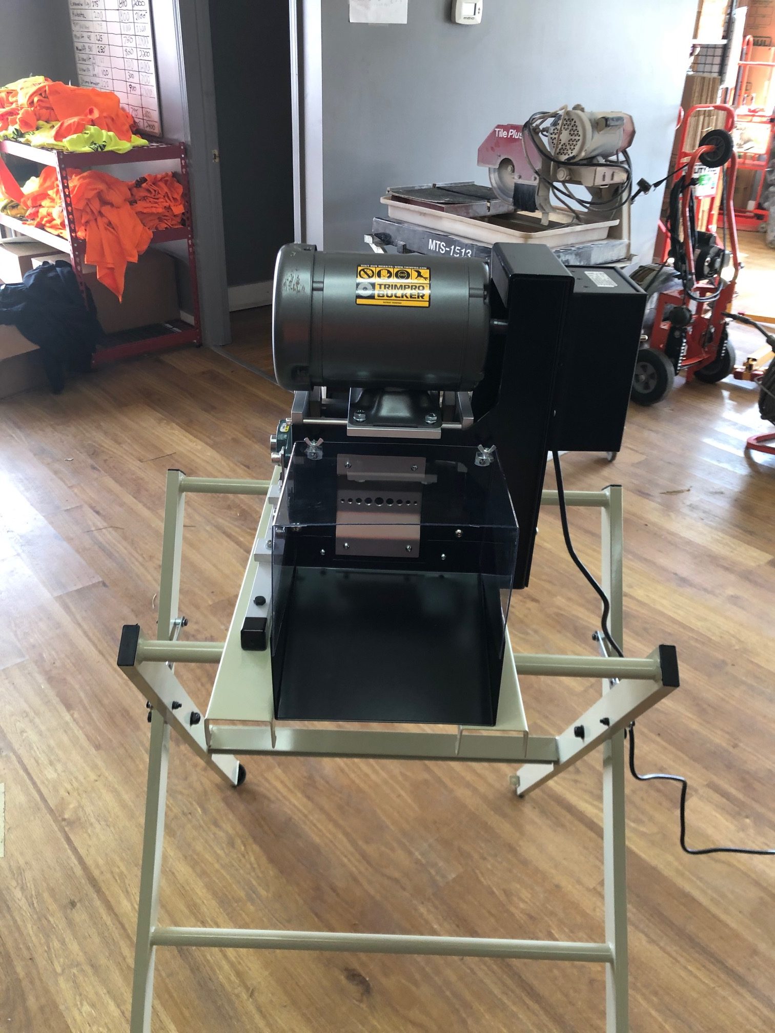 Střihač TRIMPRO Bucker rostlinný separátor