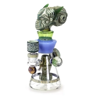 Black Leaf Bong Fredator